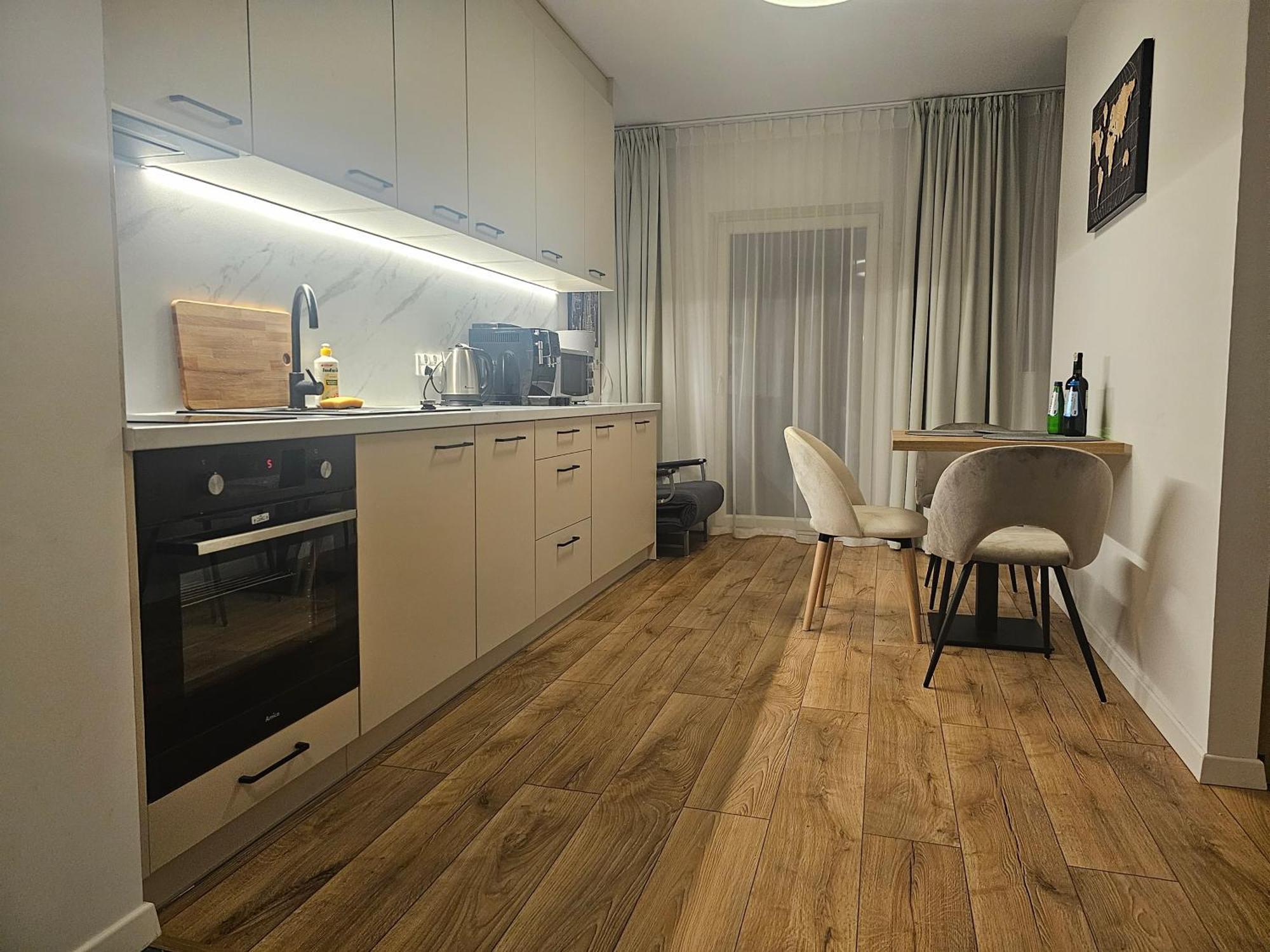 City Sense New Apartments - Main Station And City Center วรอตซวาฟ ภายนอก รูปภาพ